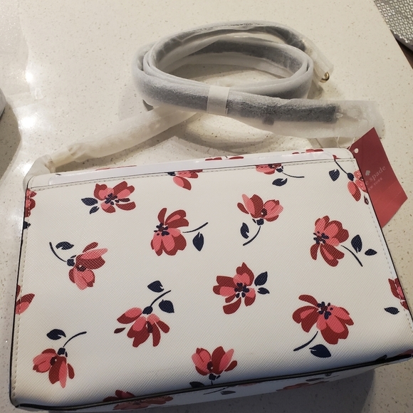 NWT Kate spade flower bag - Picture 5 of 7